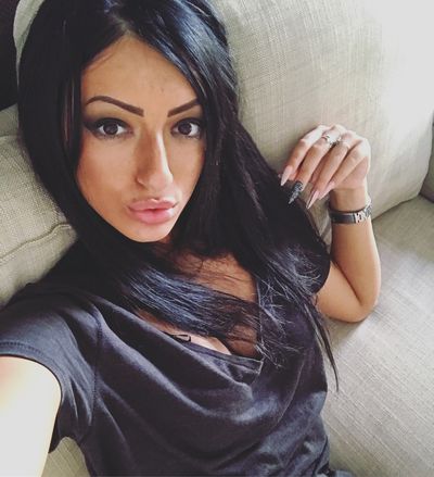Here Cata - Escort Girl from Manchester New Hampshire